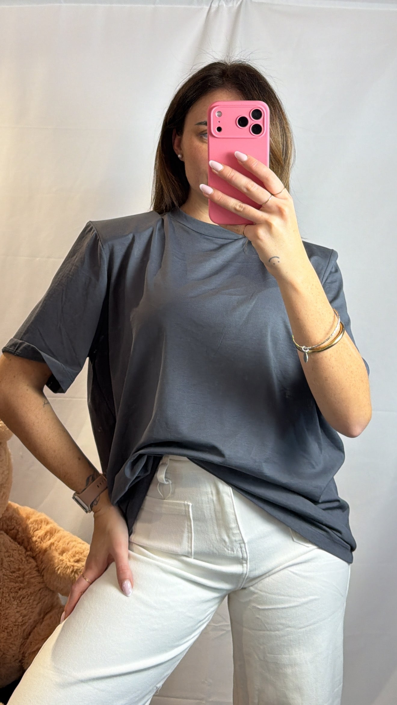 T-shirt Spalla over più colori