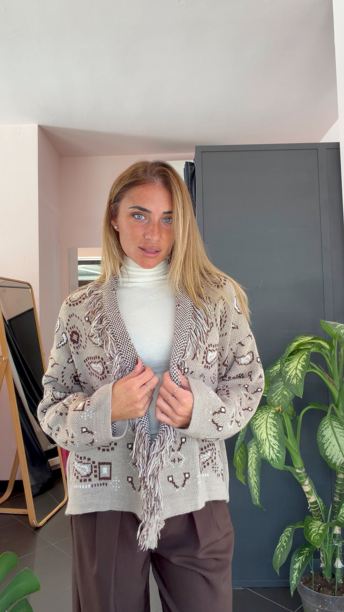 Cardigan Montana